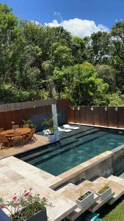 Piscine et terrasse bois Cap'Vanille